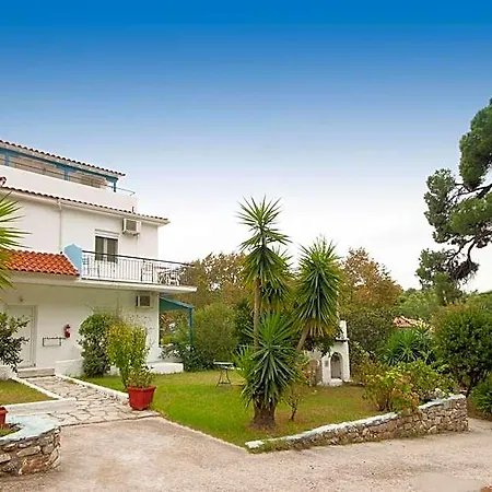 Alexis Aparthotel