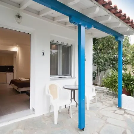 Alexis 考考纳里斯