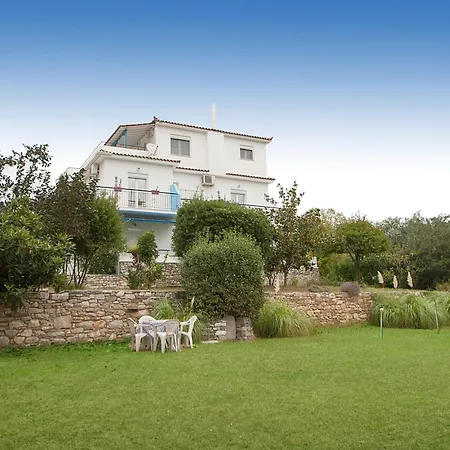 Alexis Apart Otel 3*